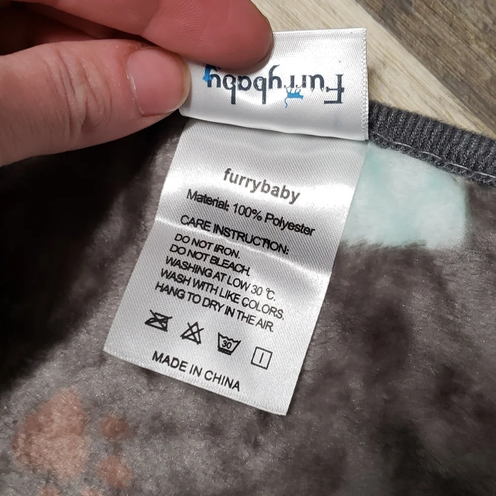 Paw Print blanket
